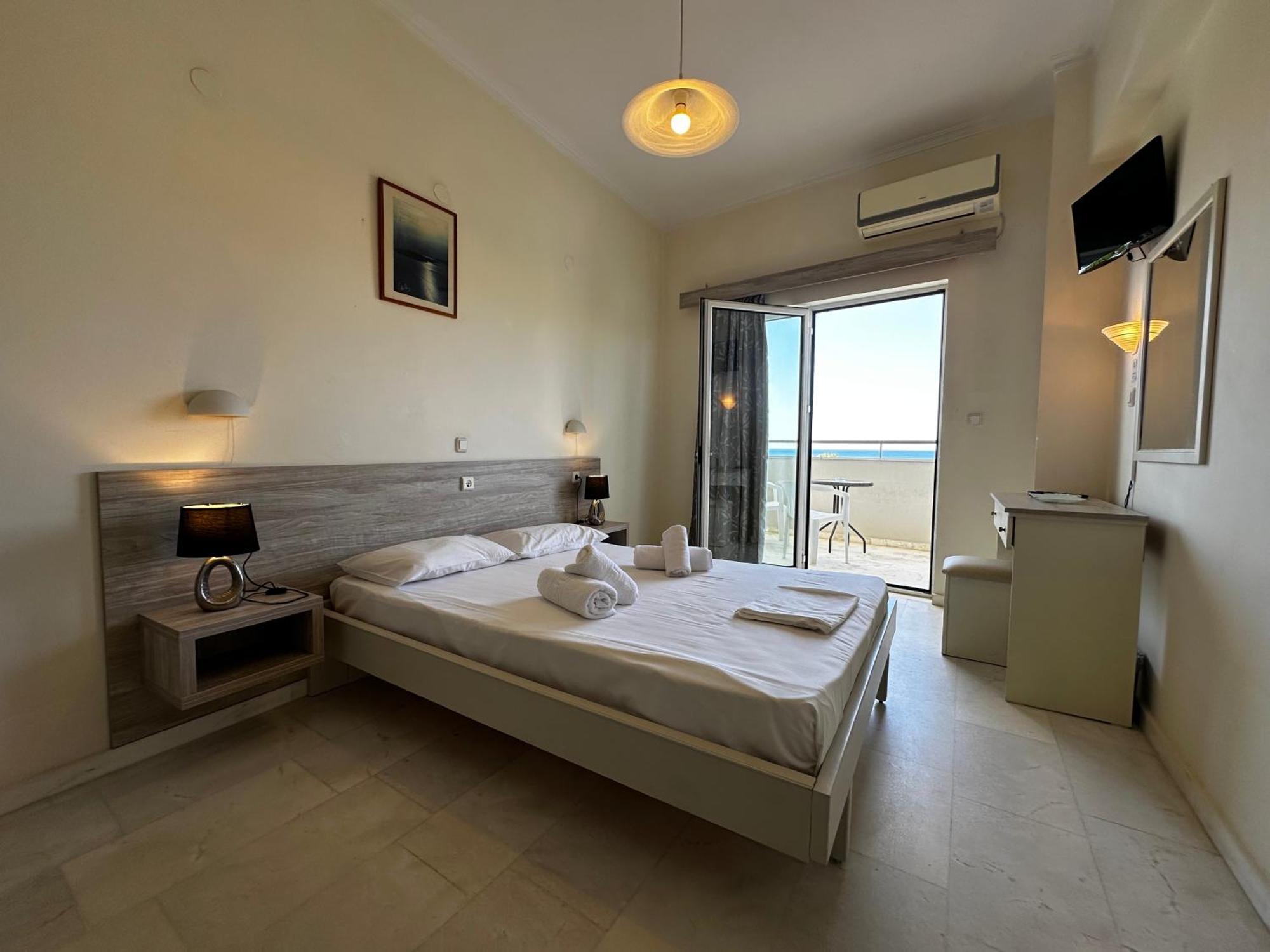 קיסאמוס Regina Hotel מראה חיצוני תמונה